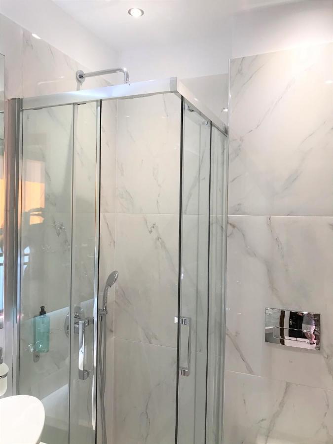 Amaryllis Luxury Rooms Platamonas Exteriör bild