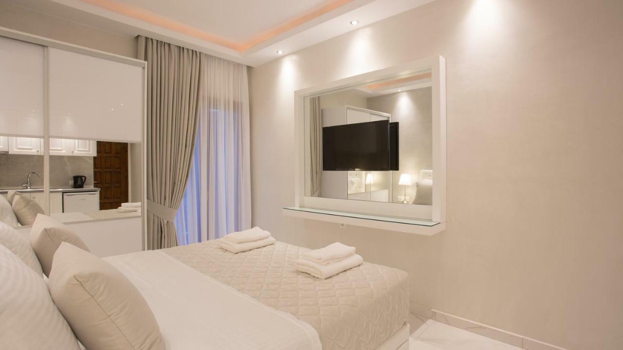Amaryllis Luxury Rooms Platamonas Exteriör bild